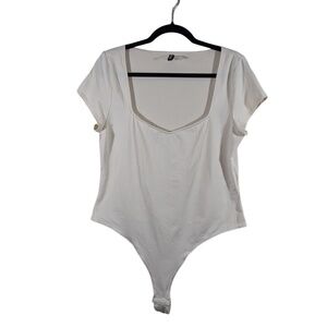 Divided Cream Short Sleeve Bodysuit Size XL